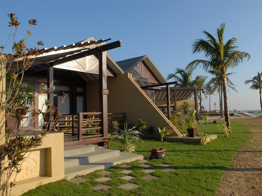 Bay Of Bengal - Ngwe Saung Resort