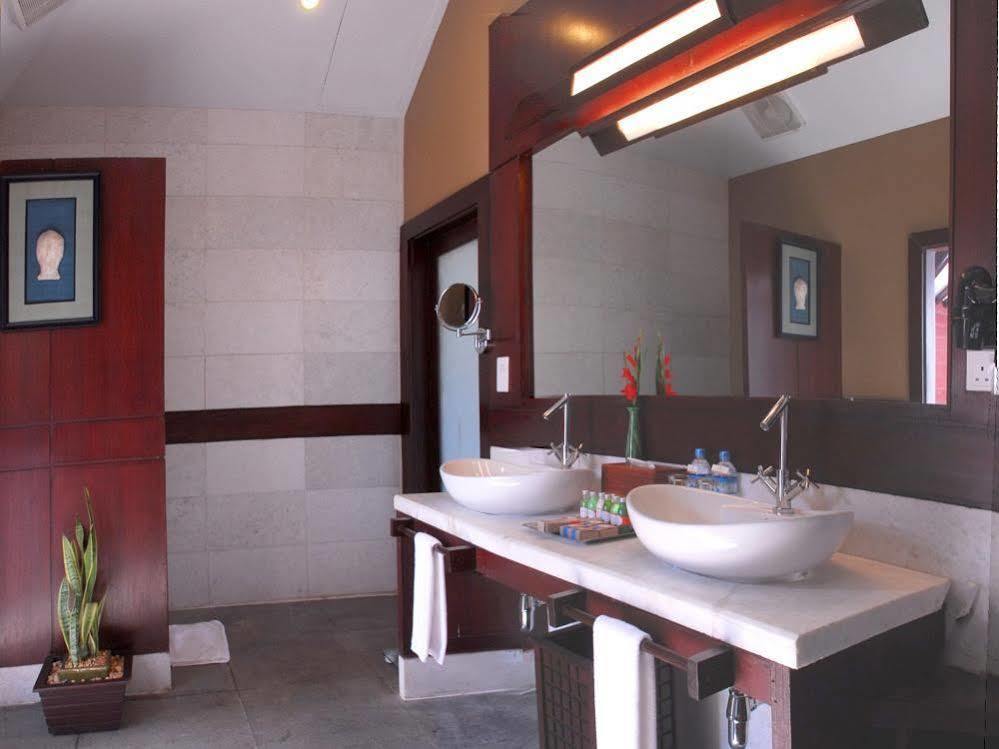 Bay Of Bengal - Ngwe Saung 5* Ngwesaung